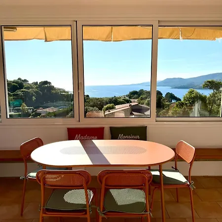 Maison Elegante A Avec Vue *
