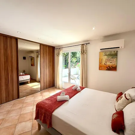 Maison Elegante A Avec Vue