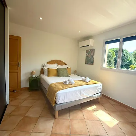 Maison Elegante A Avec Vue Villa